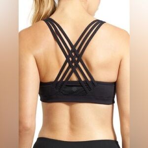 Athleta Fully Focused Strappy Sports Bra